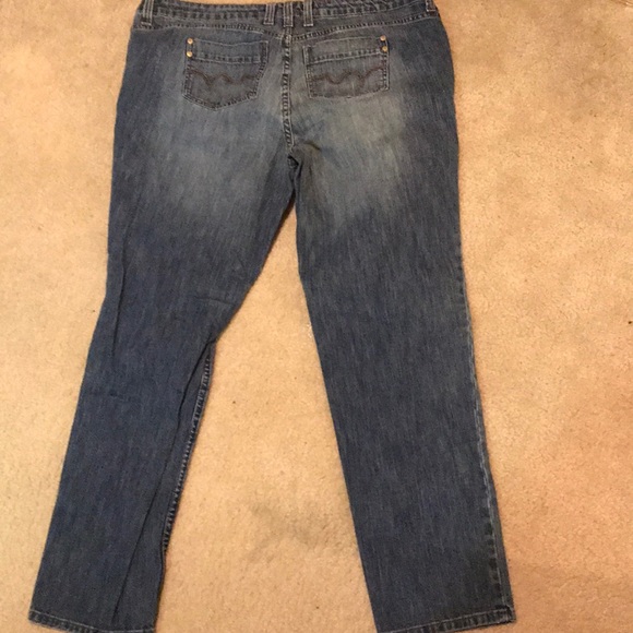 Jeans - Picture 4 of 4